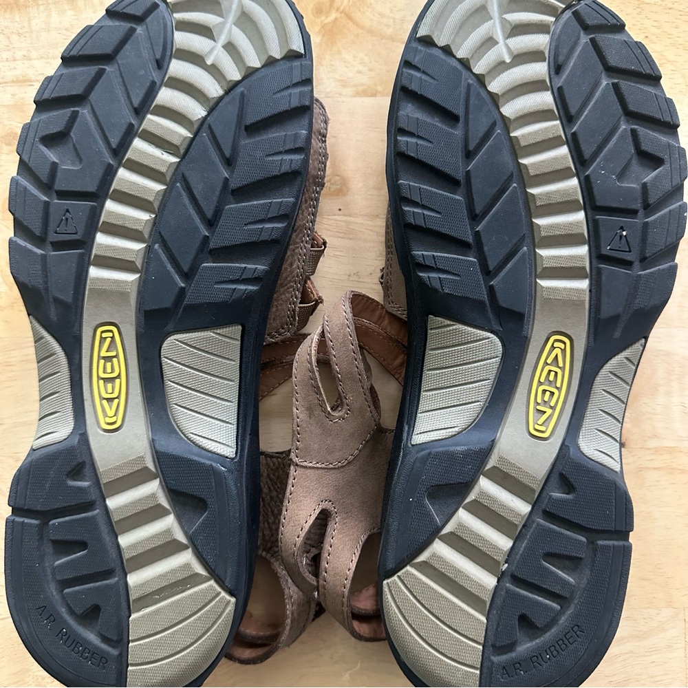 Keen Rialto II Naples Sandals In Plaza Taupe/Bungee - Picture 5 of 5